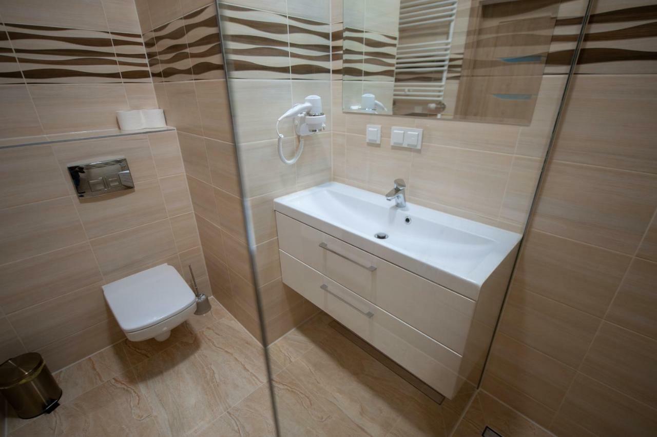 ורשה Awangarda Home Apartment מראה חיצוני תמונה